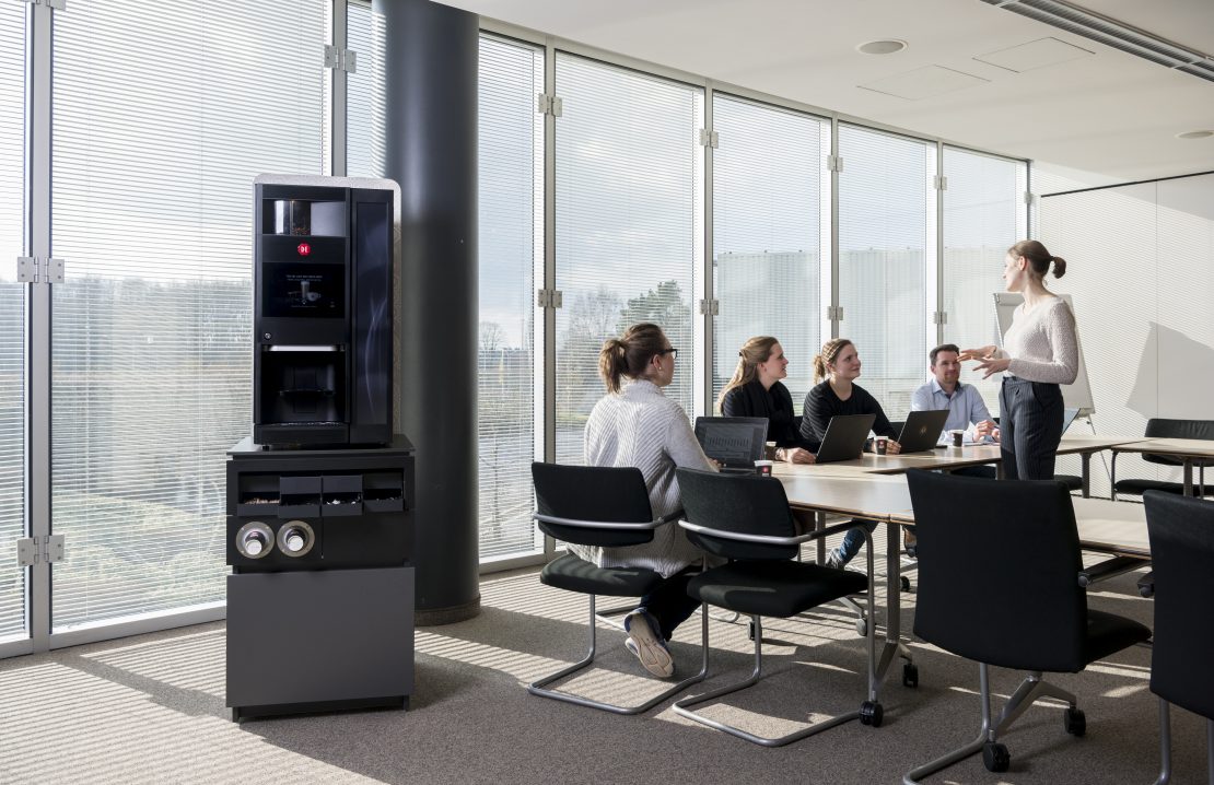 Table-top coffee machine